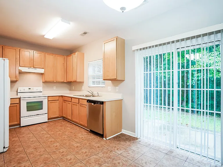 708 Calavaras Ln — Photo 8