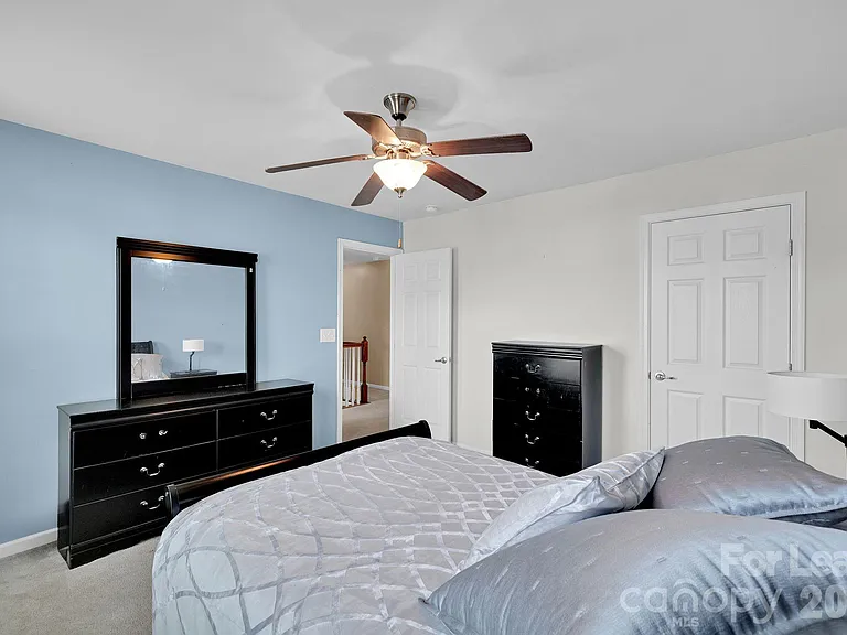 106 Ashton Dr — Photo 7