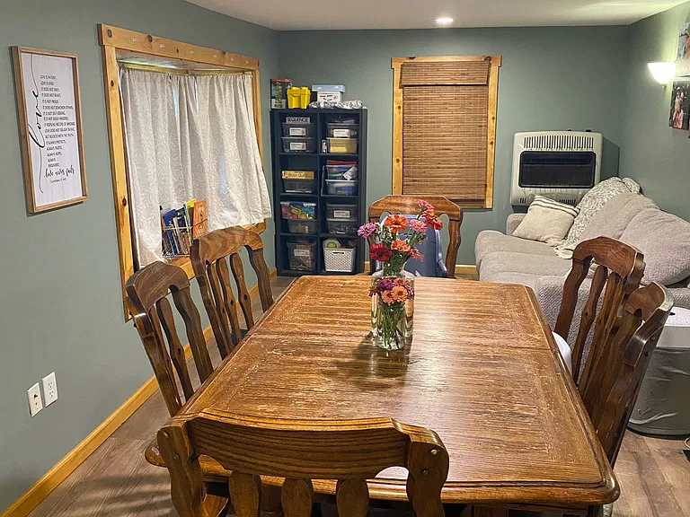 110 Meadowbrook Rd — Photo 3