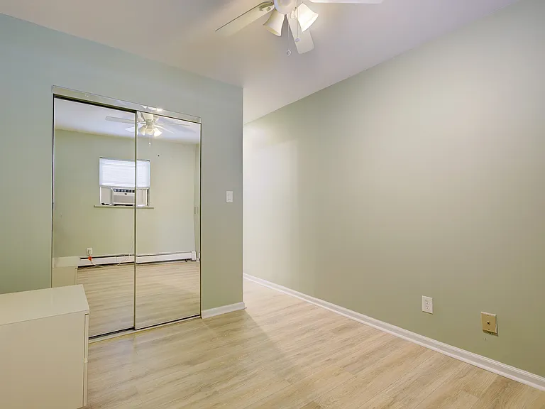 979 Oceanfront #8 — Photo 8