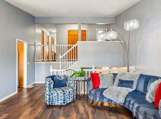 5542 Rowland Rd, Minnetonka, MN 55343