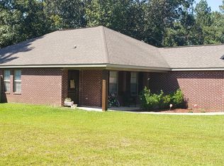 89 Hemingway Dr, Sumrall, MS 39482