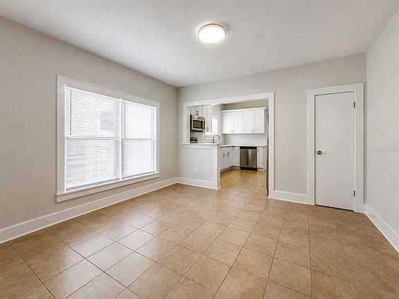 3rd image of 103 W Emma St