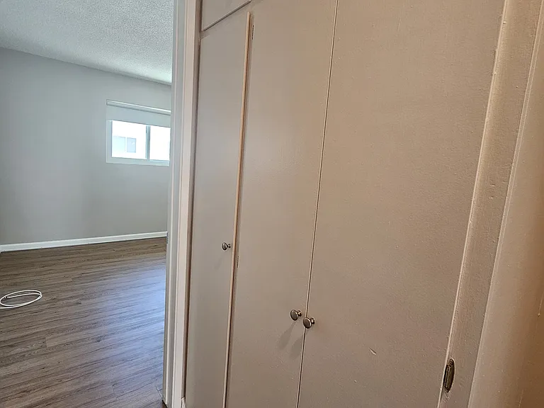 21007 Ladeene Ave #C — Photo 14