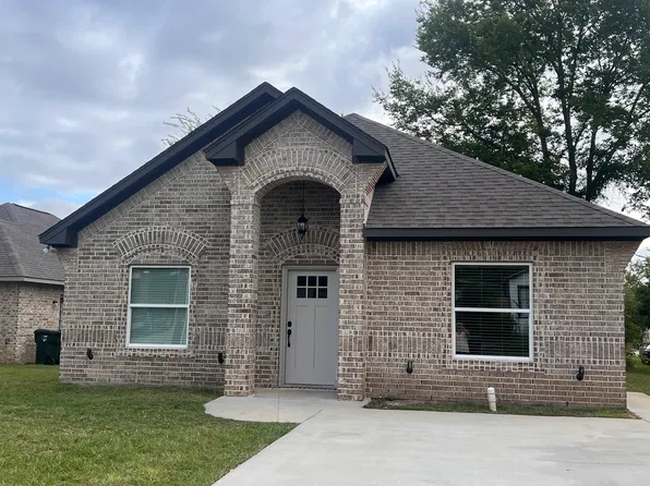 1533 N Palace Ave, Tyler, TX 75702