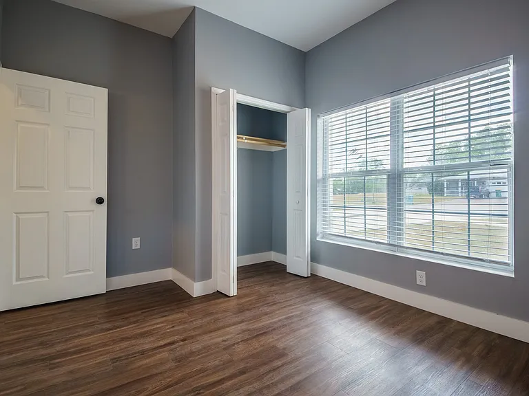 210 Parrotte Ct — Photo 64
