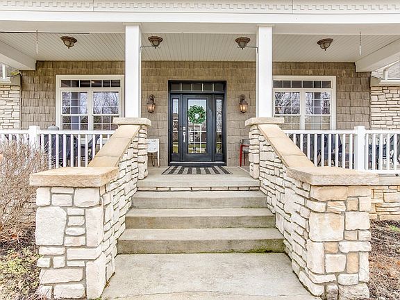 5th image of 55824 Alverstone Dr E