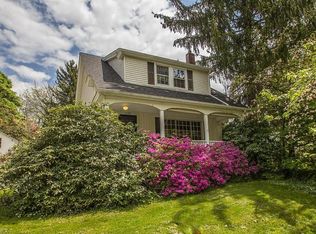 1629 Crest Rd, Cleveland Hts, OH 44121