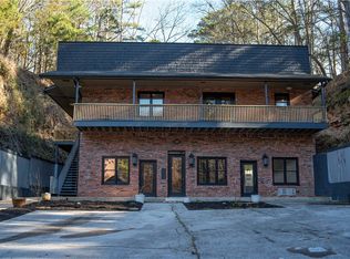 142 S Main St, Eureka Springs, AR 72632