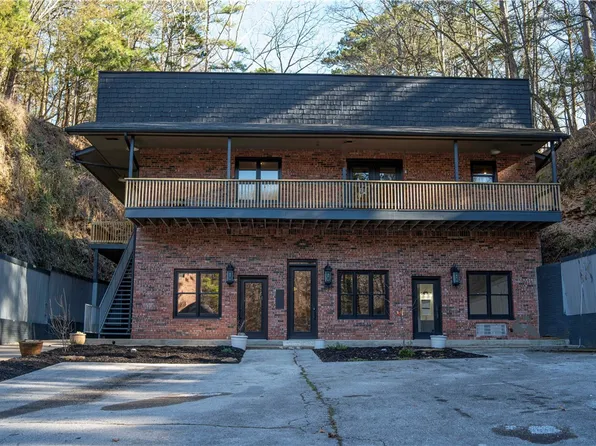 142 S Main St, Eureka Springs, AR 72632