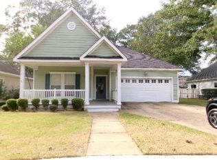 102 Forsythia Ln, Dothan, AL 36305