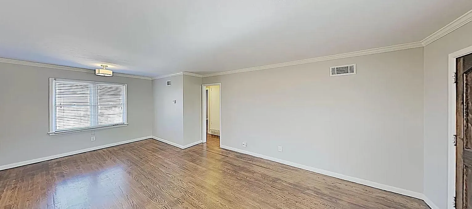 3 bed, 1075 sqft, $1,375 — Photo 3