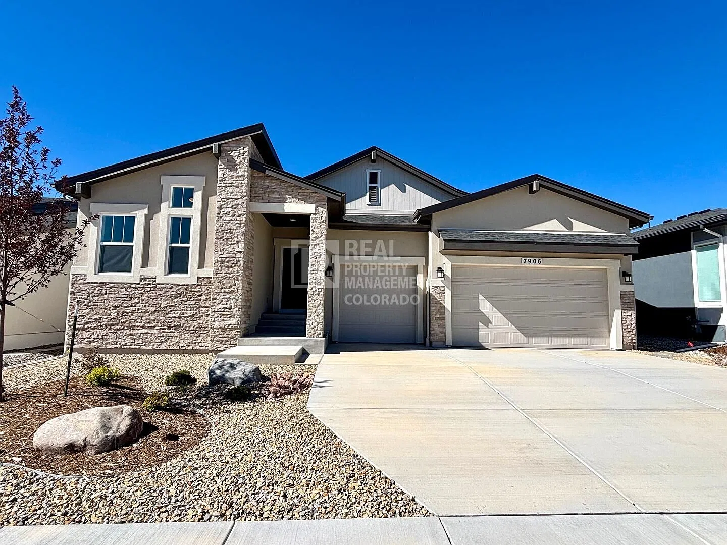 Stunning Brand-New 4-Bedroom Ranch Home in Percheron with Mountain Views! — Photo 1