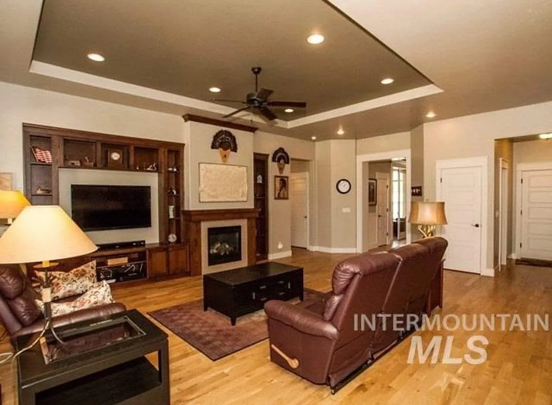 2716 East Santo Stefano Drive - 1 — Photo 3