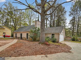 184 Cave Springs Ct, Ellenwood, GA 30294
