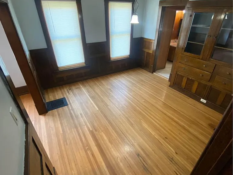 426 S Maumee St — Photo 3