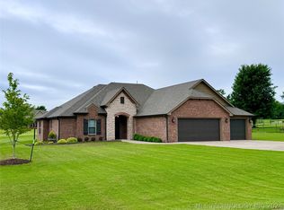 15396 Brookview Ct, Claremore, OK 74017