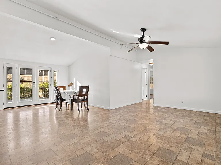 35401 Ridge Route Rd — Photo 13