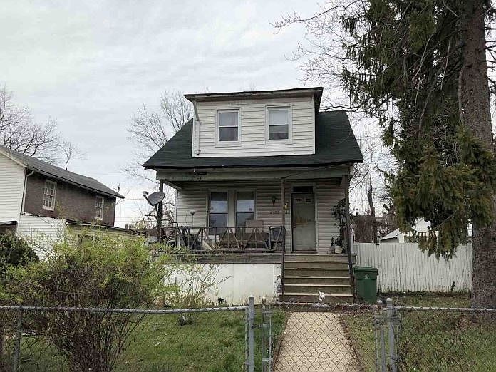 2nd image of 2922 Boarman Ave