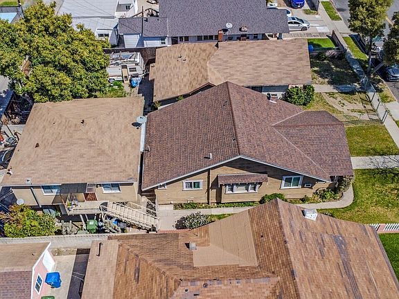 5th image of 3787 S La Salle Ave