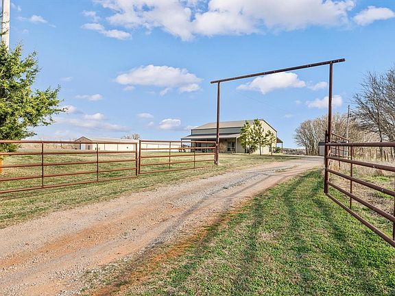 3rd image of 8745 E Prairie Grove Rd