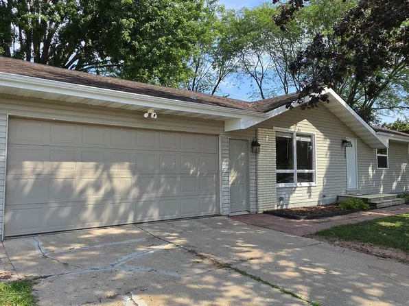 2208 N Linwood Ave, Appleton, WI 54914