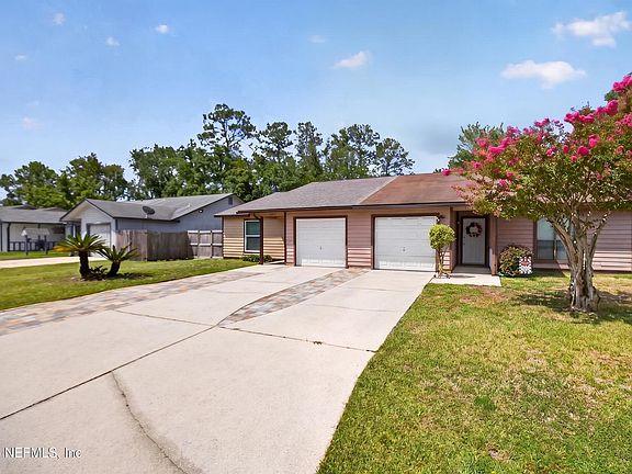 5th image of 1340 BAY HILL Boulevard #A