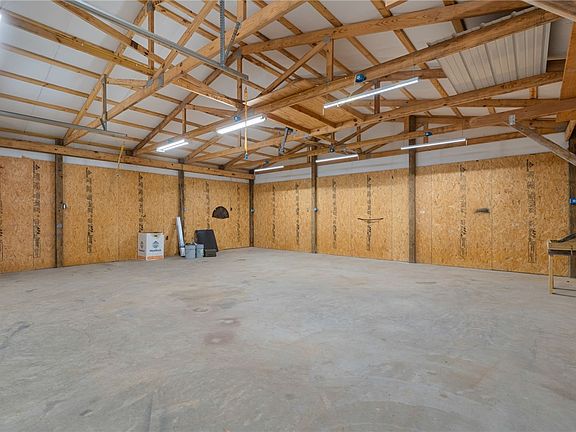 4th image of 1525 County Road 3080