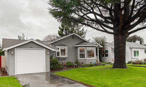 2nd image of 233 E Taylor Ave