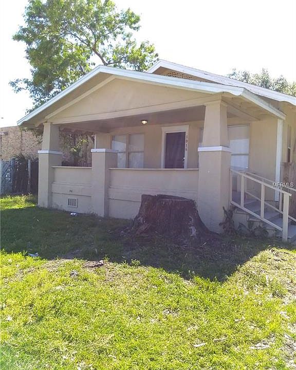 1st image of 1016 Lakeshore Dr