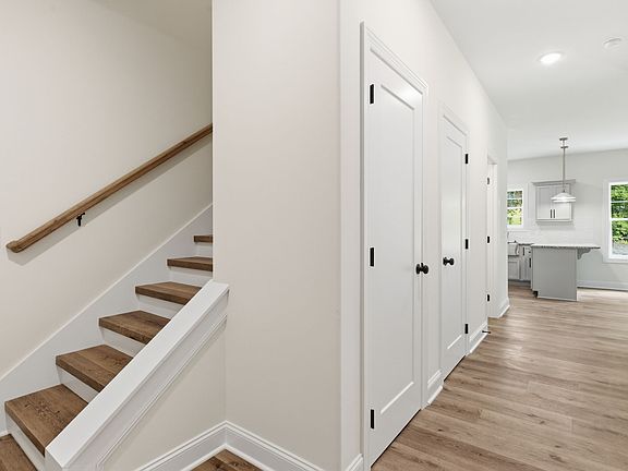 4th image of 257 Spring St Lot 219