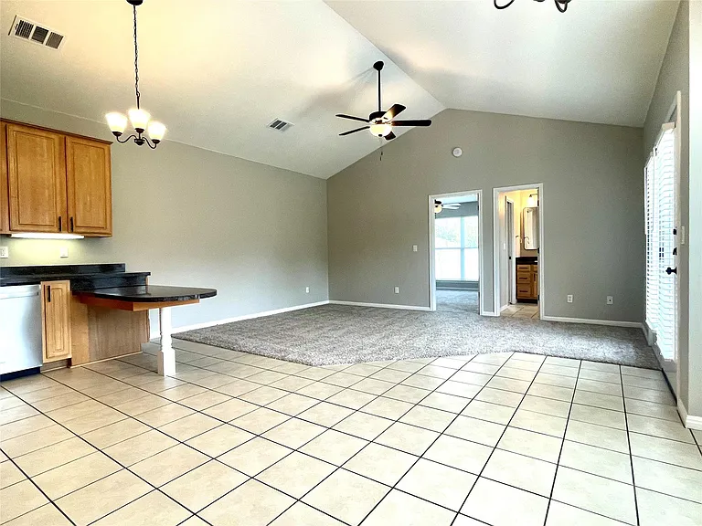 1207 W North Loop Blvd #A — Photo 8