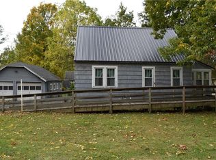 5194 Bear Rd, North Syracuse, NY 13212