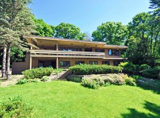 809 Sierra Ln NE, Rochester, MN 55906