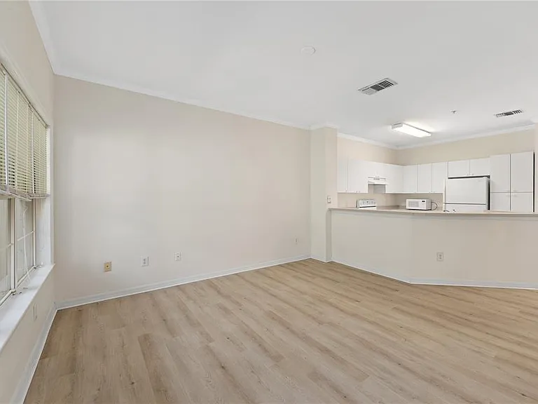 3593 Conroy Rd #424 — Photo 7