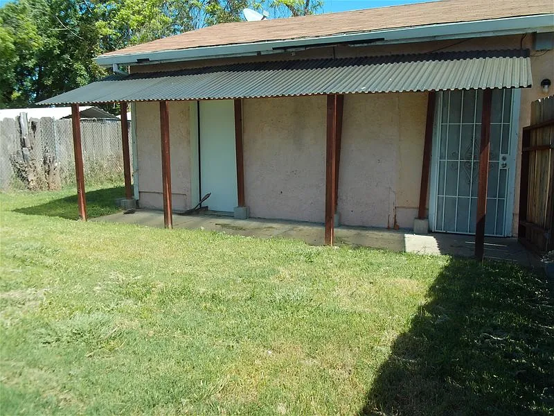 1115 Holly Ave #C