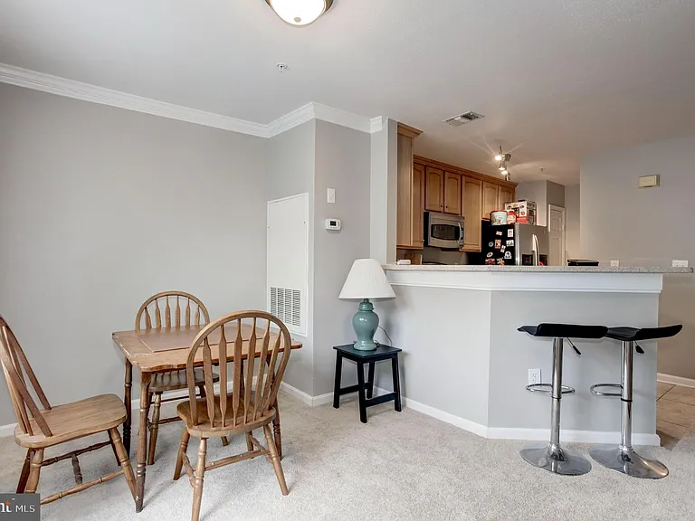 12852 Fair Briar Ln — Photo 8