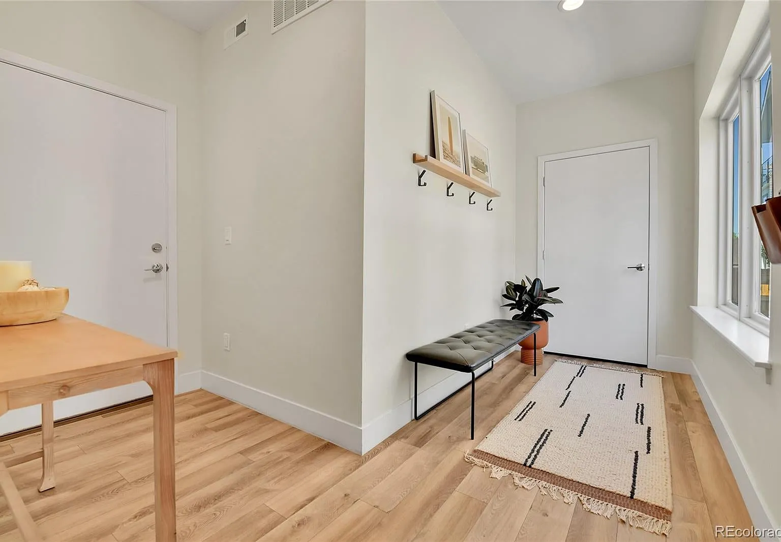 2 bed, 1365 sqft, $2,900 — Photo 4