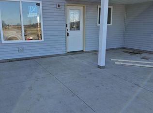 19230 10th St NE, Princeton, MN 55371