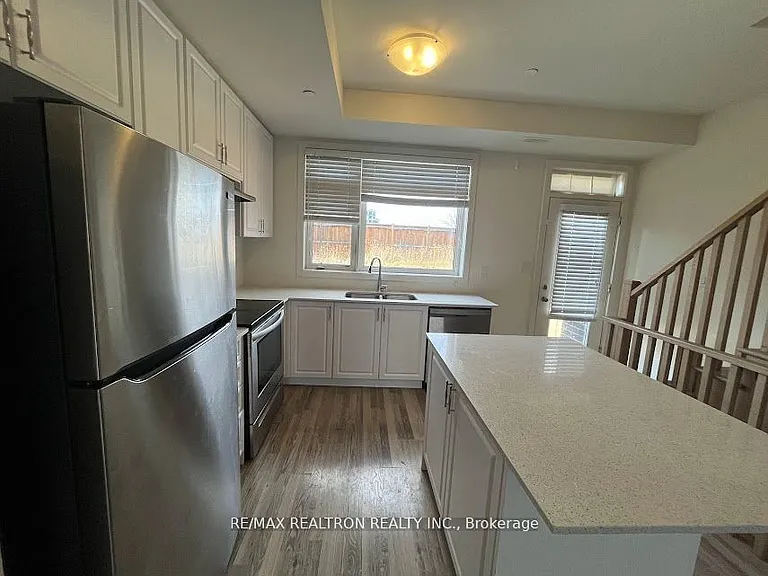 370 H Red Maple Rd #Townhouse 9 — Photo 5