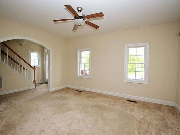 3rd image of 3120 Dillyn Ct