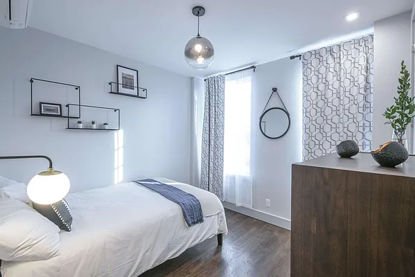 Rented by Nooklyn NYC LLC | media 12