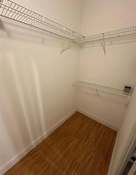 1572 Banyan Way — Photo 16