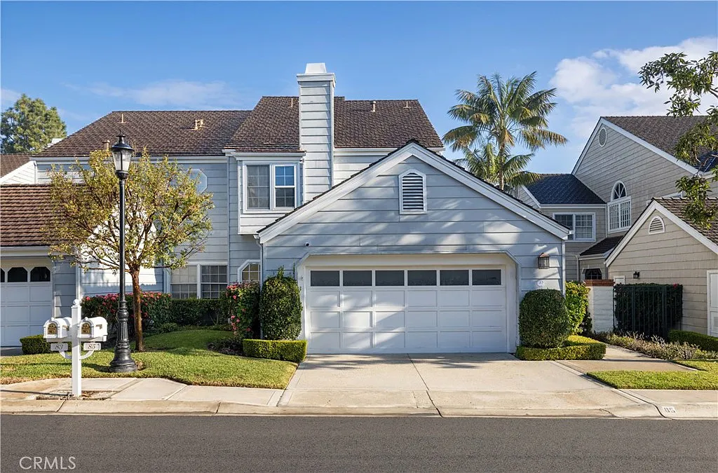 3 bed, 2.5 bath, 2990 sqft, $13,000 — Photo 1