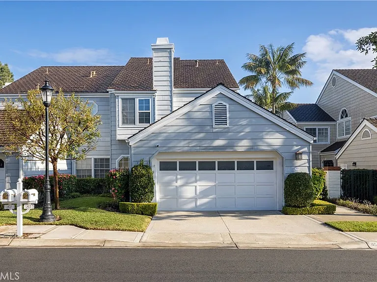 85 Hillsdale Dr — Photo 1