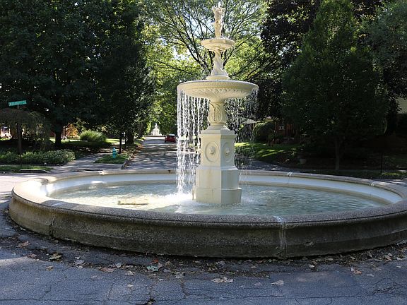 5th image of 687 Woodruff Place West Dr #3
