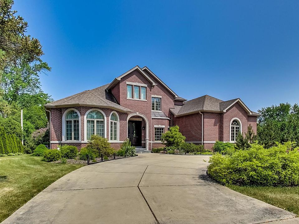 235 Cottonwood Rd, Northbrook, IL 60062 Zillow