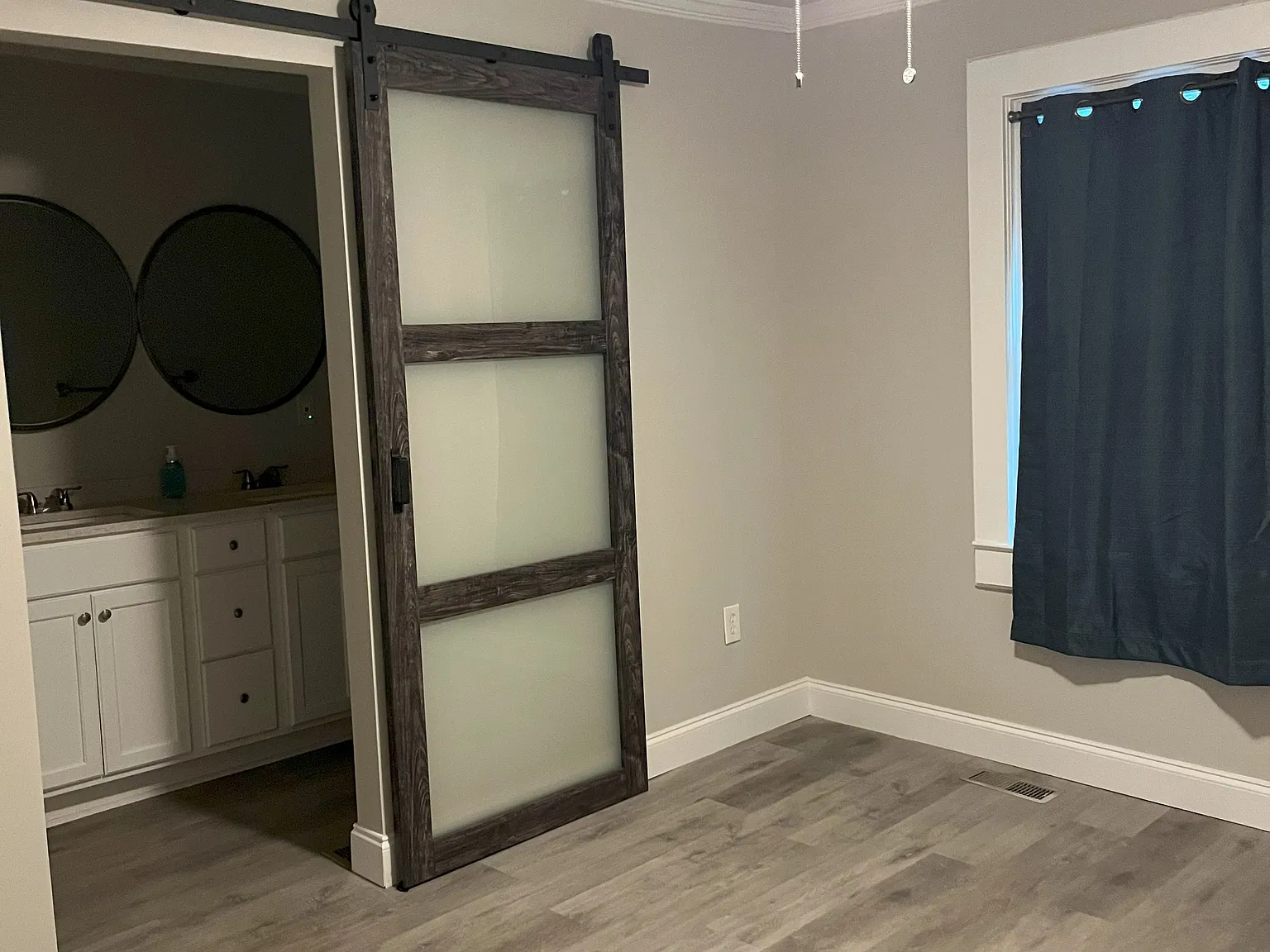 2 bed, 1.5 bath, 800 sqft, $1,850 — Photo 2