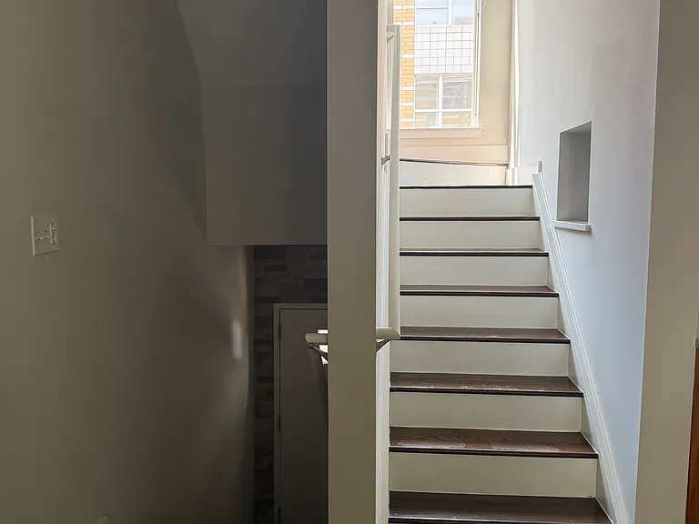 2028 Atherton Heights Ln — Photo 6