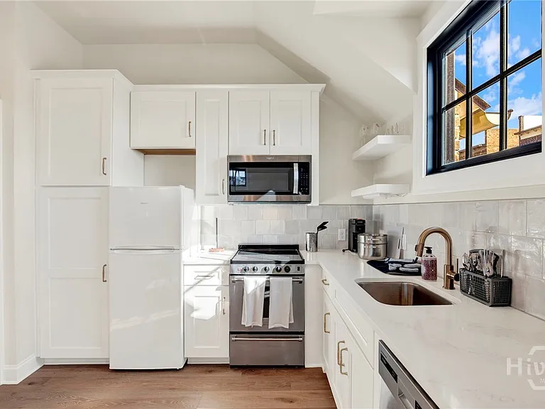 408 Geo Meyer Ave #CARRIAGE HOUSE — Photo 16